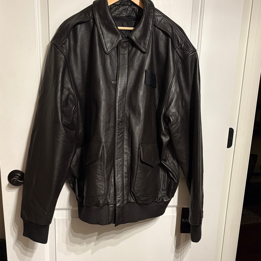 Men's XLT  Dark Brown Leather Bomber Flight Jacket NWT by Burk’s Bay